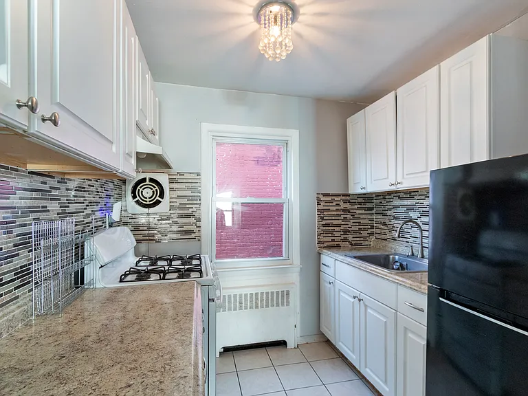 75 South St #1 — Photo 2