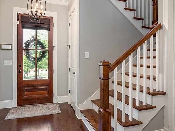 5th image of 3076 Millerton Way