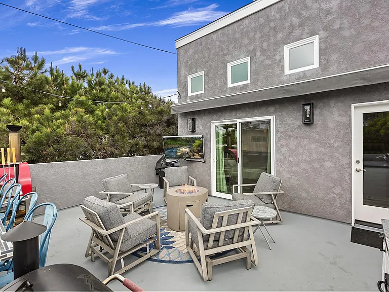 4717 Cape May Ave — Photo 18