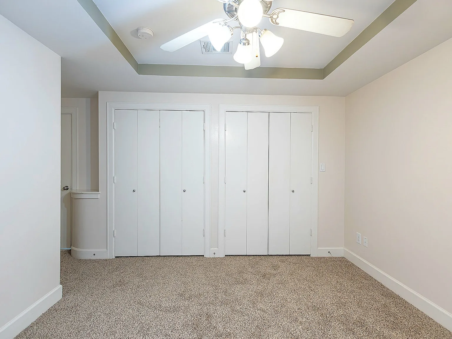 2 bed, 1100 sqft, $1,700 — Photo 4