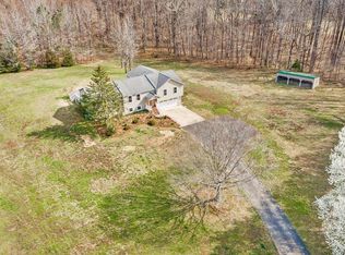 1940 Starlight Ln, Huntingtown, MD 20639