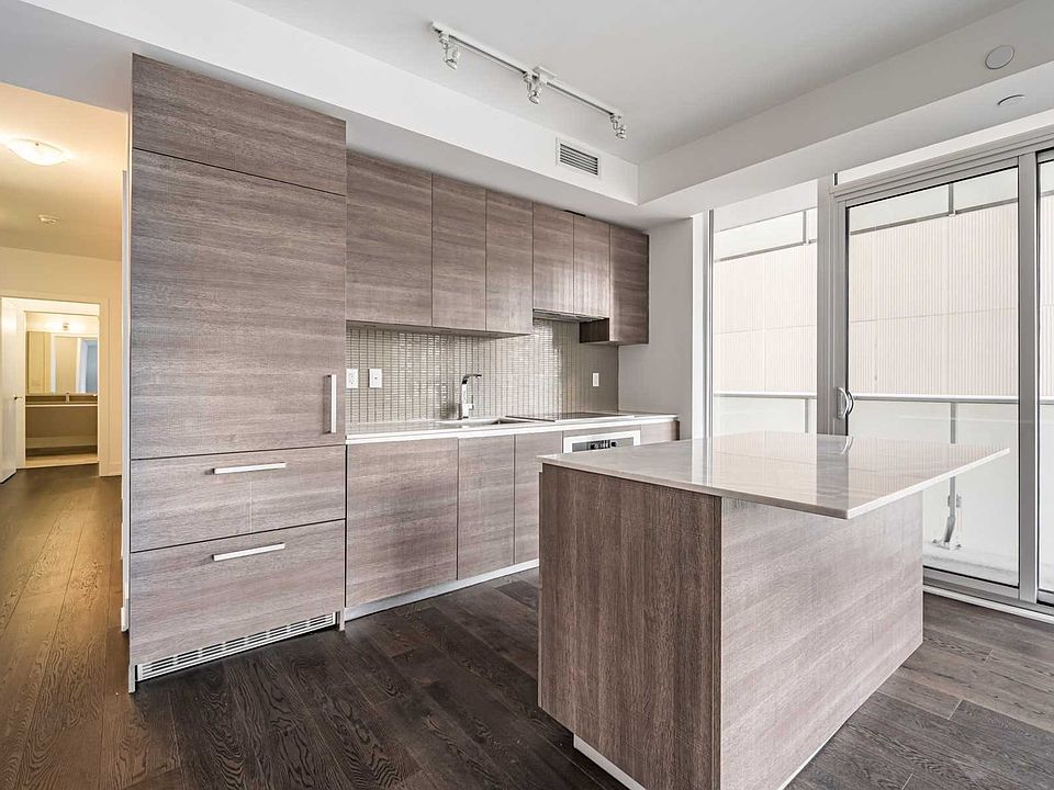 1st image of 200 Bloor St W #505