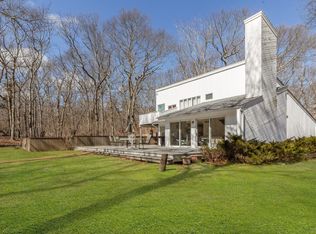 122 Wilderness Trl, Southampton, NY 11968