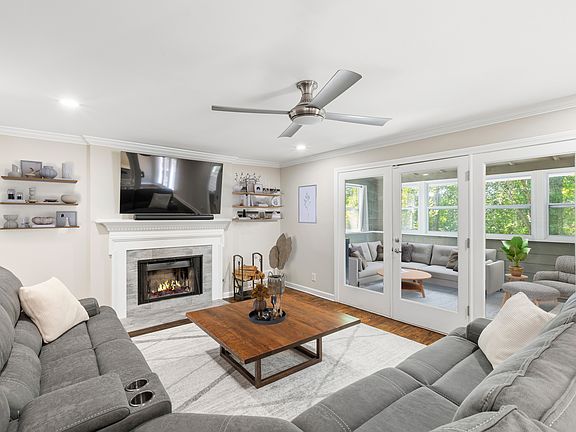 4th image of 2368 Defoors Ferry Rd NW