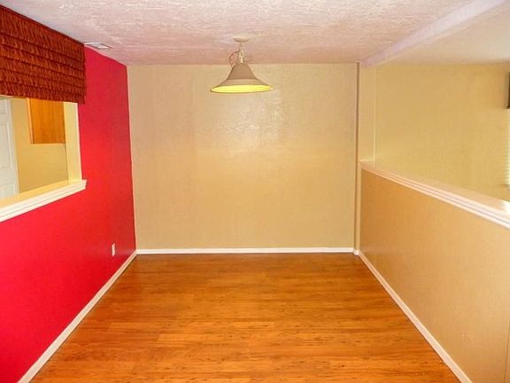 4th image of 1801 SE Sunshine Terrace Ave SE