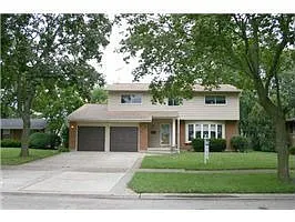 1000 E Barberry Ln photo 1