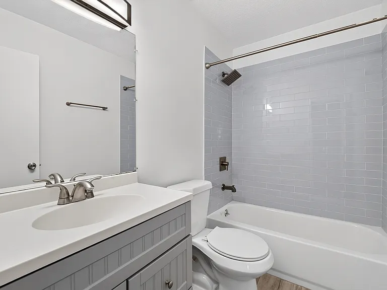 732 SE 15th St #1 — Photo 27