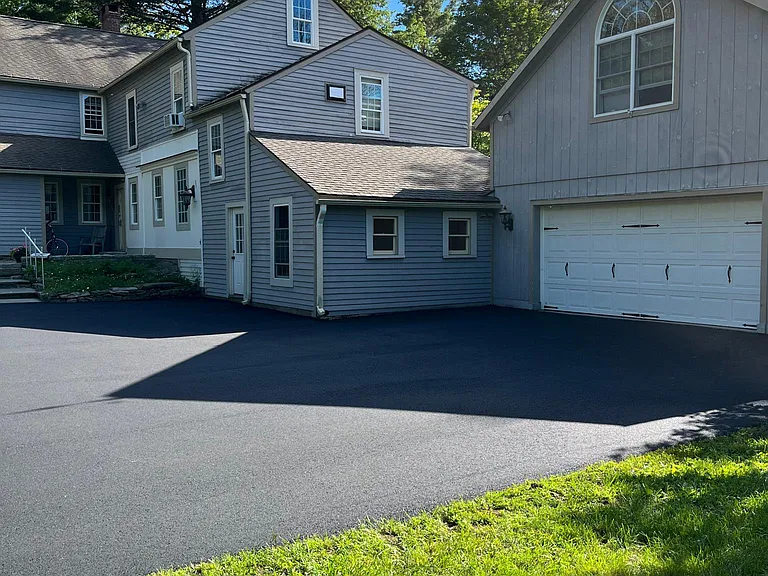 105 Greenwoods Rd E #2 — Photo 4