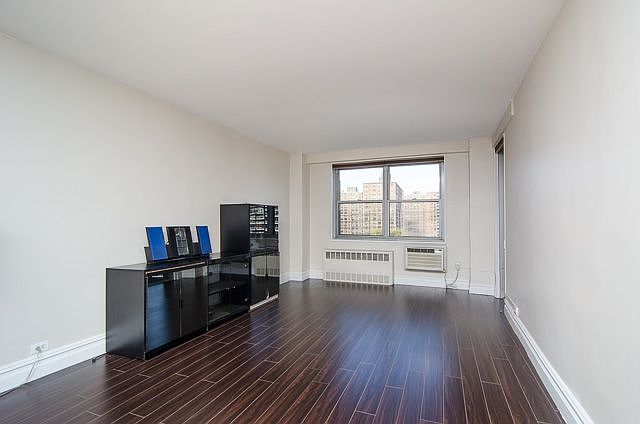 1st image of 6115 97th St APT 7J