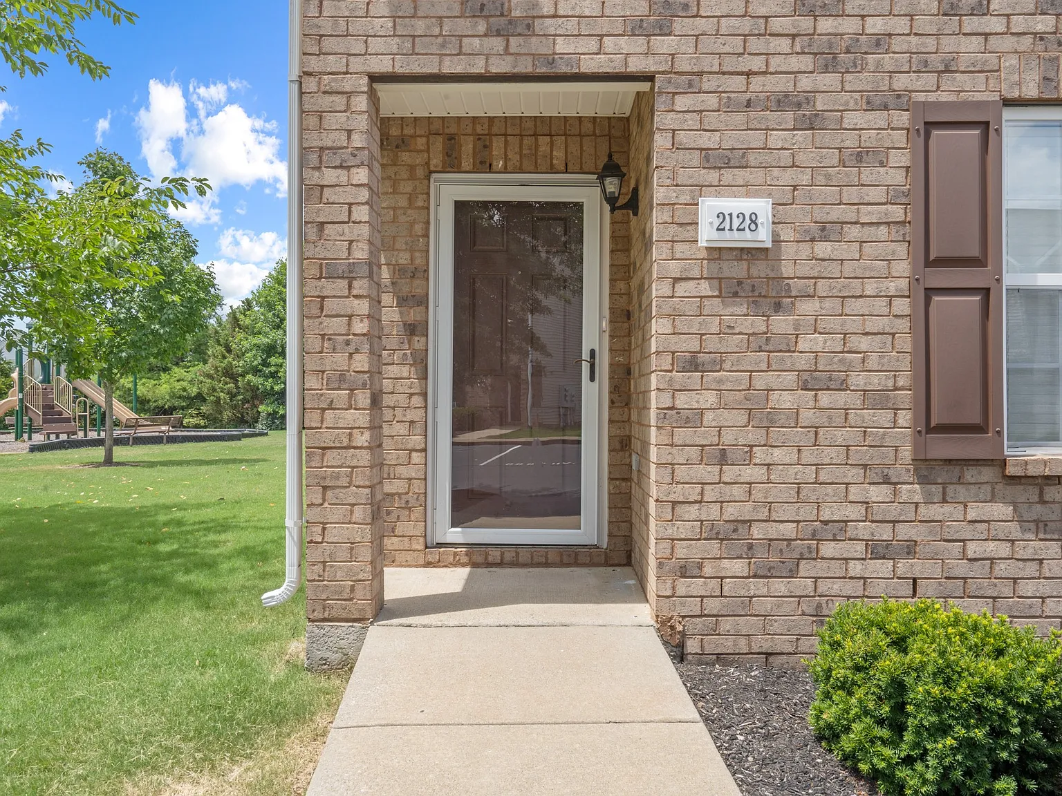 3 bed, 1463 sqft, $1,795 — Photo 3