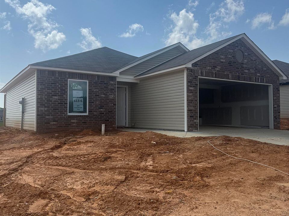 2nd image of 3097 Emerald Park Trl