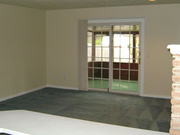 5th image of 6104 S Shartel Ave
