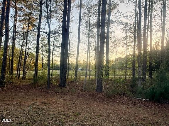 3rd image of 50 Settlers Pl Lot 4