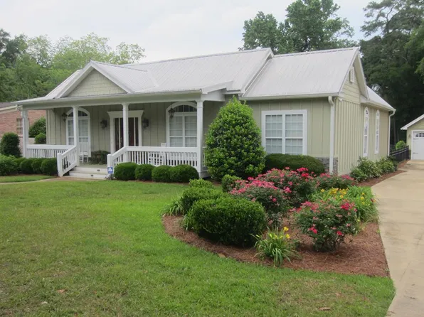 1162 Country Club Rd, Eufaula, AL 36027