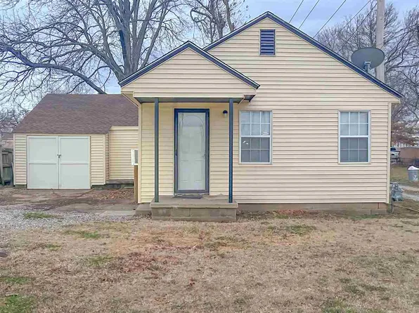 120 W Fresno Ave, Ponca City, OK 74601