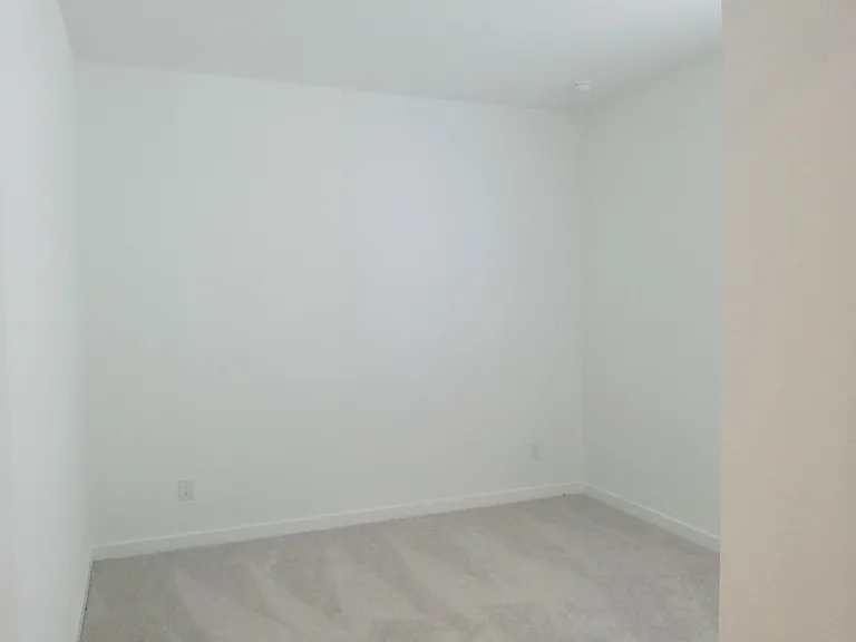 2846 Westeros St — Photo 16
