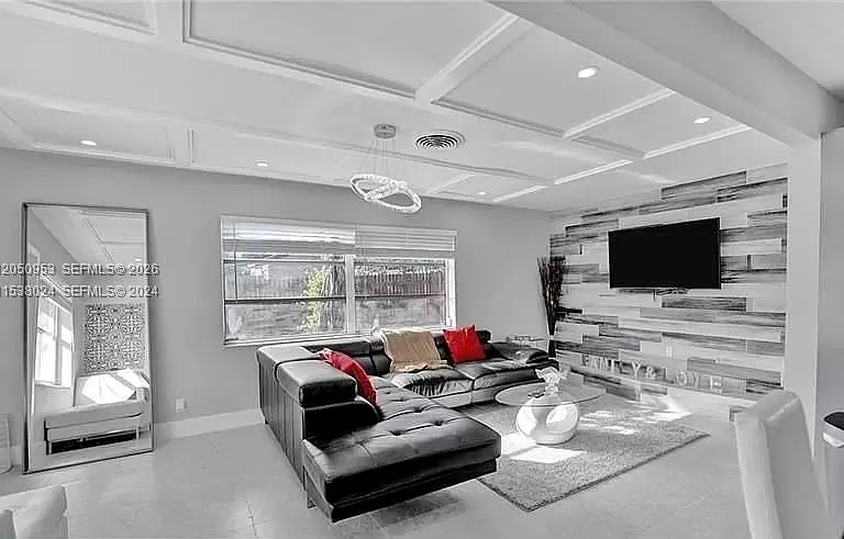 608 N 24th Ave — Photo 16