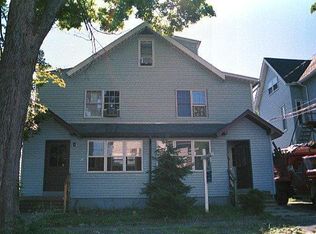 5 Bates Pl, Danbury, CT 06810