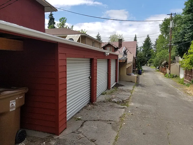1214 W 10th Ave #4 — Photo 7