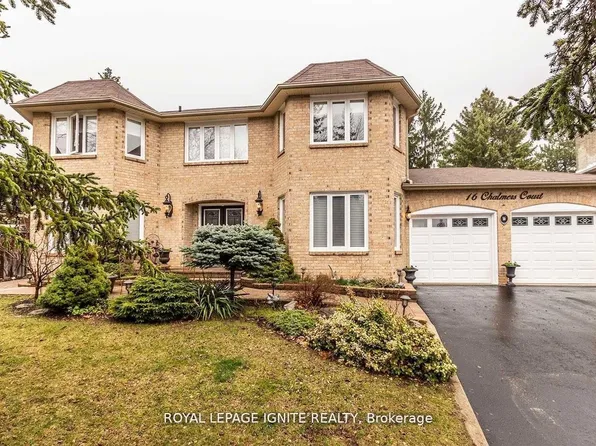 16 Chalmers Ct, Brampton, ON L6Z 3G9