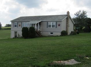 1734 Stutzmantown Rd, Somerset, PA 15501