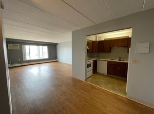 517 E Grant St #606, Minneapolis, MN 55404