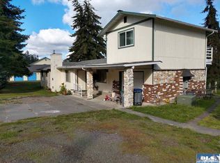 700 McFarland Dr, Sequim, WA