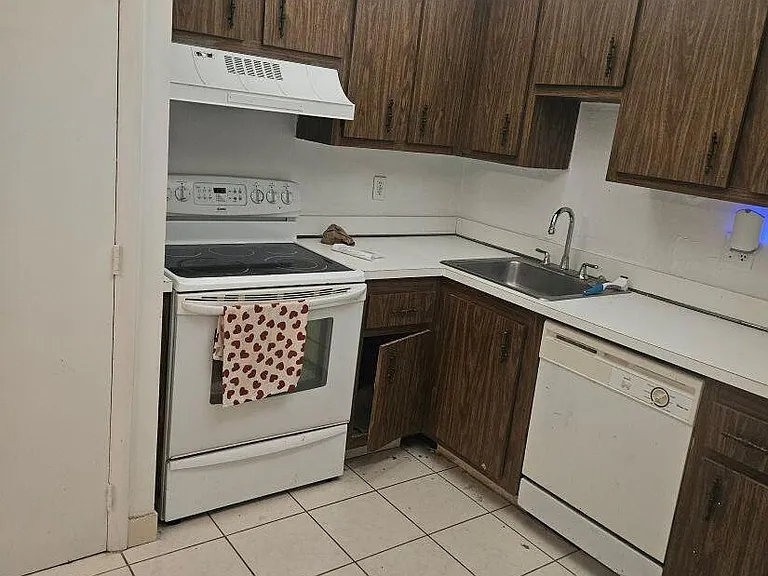 4174 Inverrary Dr #603 — Photo 3