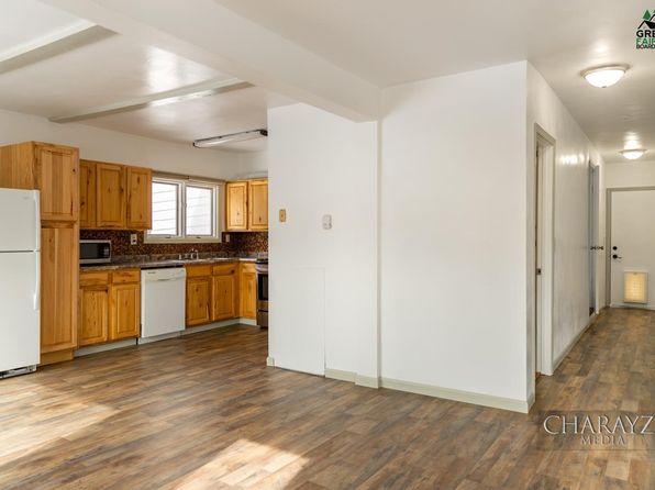 fairbanks-alaska-219807916 picture