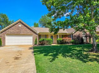 7272 Foxdale Dr, Olive Branch, MS 38654