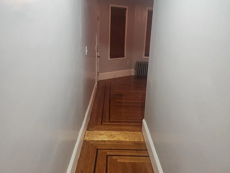 836 Atwells Ave — Photo 2