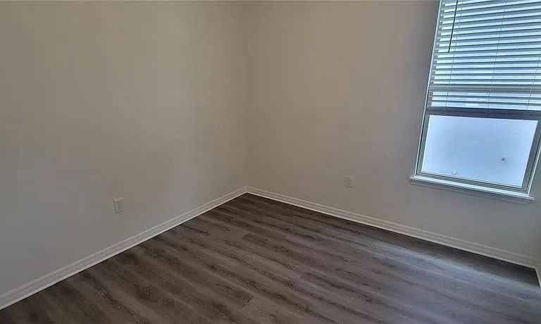16167 Mangrove Rd — Photo 2