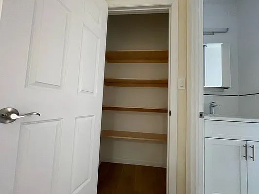 Rented by Oxford Property Group | media 22