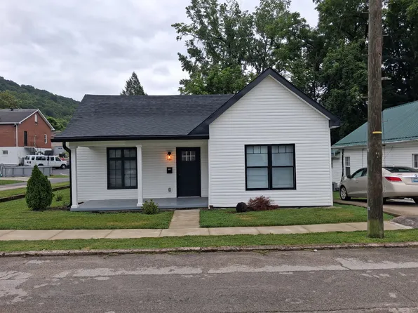 154 S Madison Ave, Irvine, KY 40336