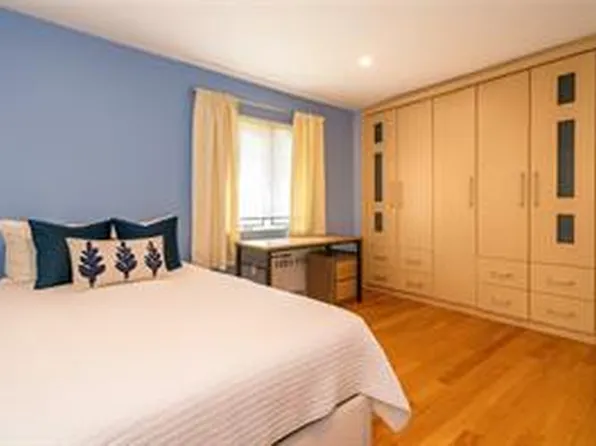 2613 East 65th Street image 19 of 31