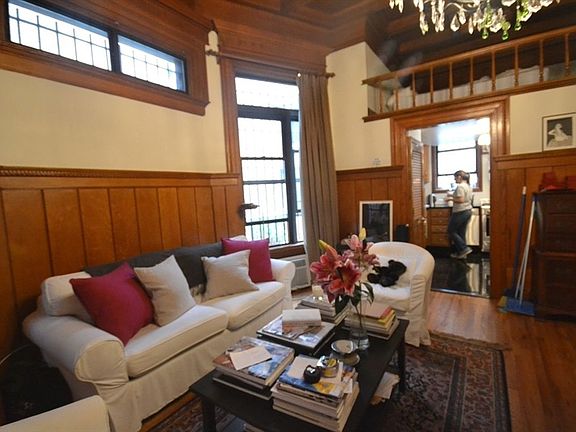 4th image of 38 W 69th St APT 1C