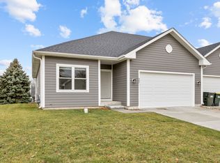 207 Julie Ln, Hampshire, IL 60140