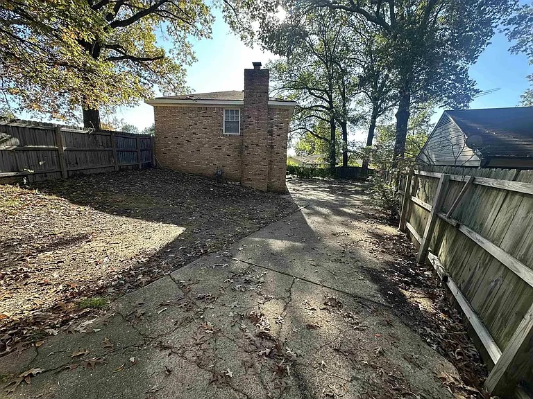 3265 Hanna Dr — Photo 5
