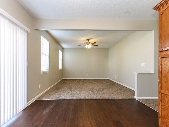 3rd image of 672 Cloverfield Ln
