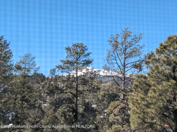 537 2nd St, Ruidoso, NM 88345