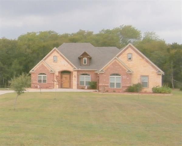 1st image of 1669 Highland Dr