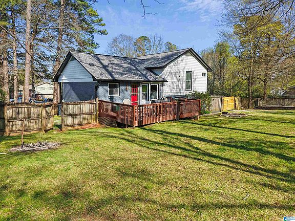 3rd image of 304 Ashland Ln