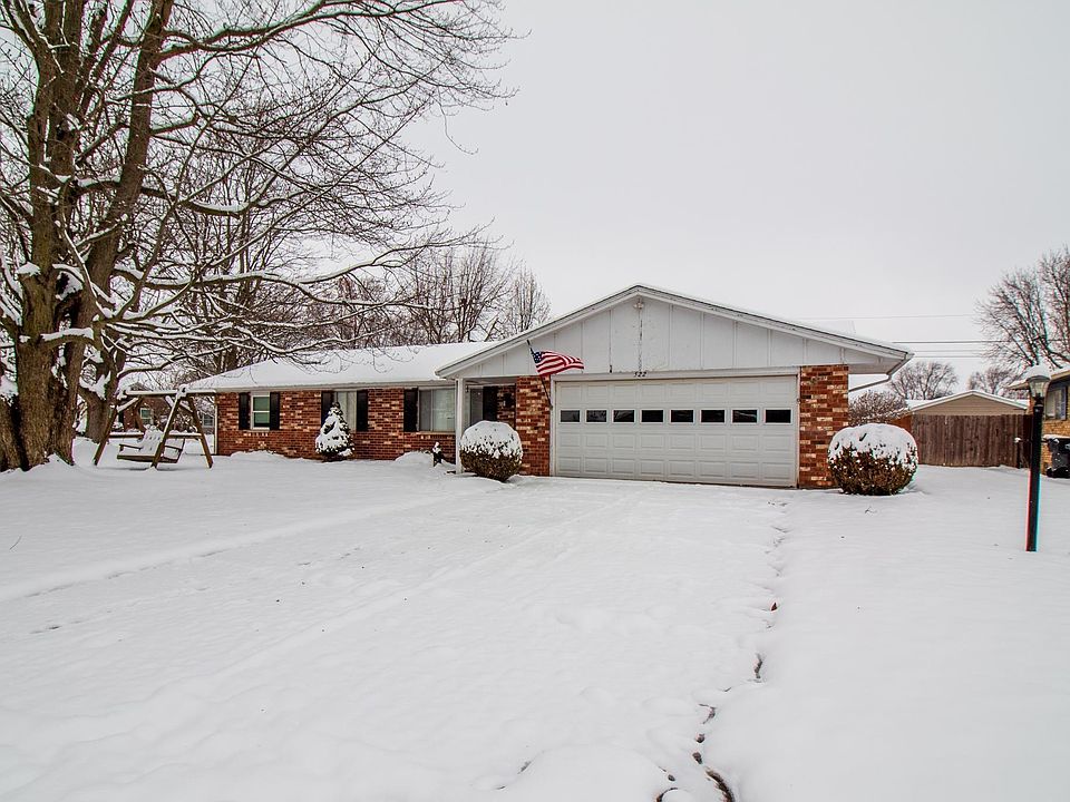 1st image of 522 Royale Dr