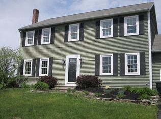 163 General Hobbs Rd, Jefferson, MA 01522