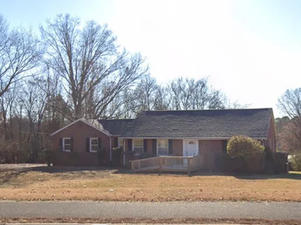 5213 Pleasant Ridge Rd, Knoxville, TN 37912