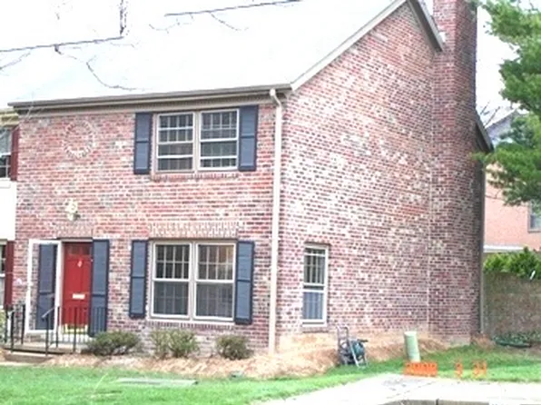 8328 Wickham Rd, Springfield, VA 22152