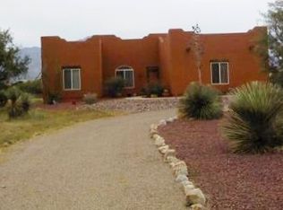 9428 S Starwren Cir, Hereford, AZ 85615