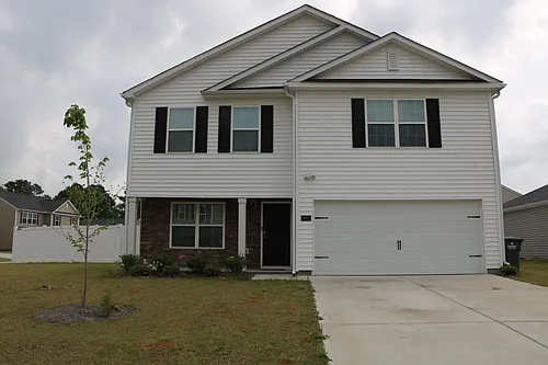 901 Riverstone Dr Photo 1