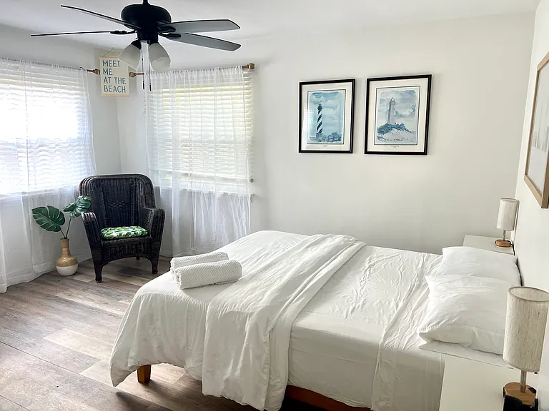 2757 Heutte Dr — Photo 15