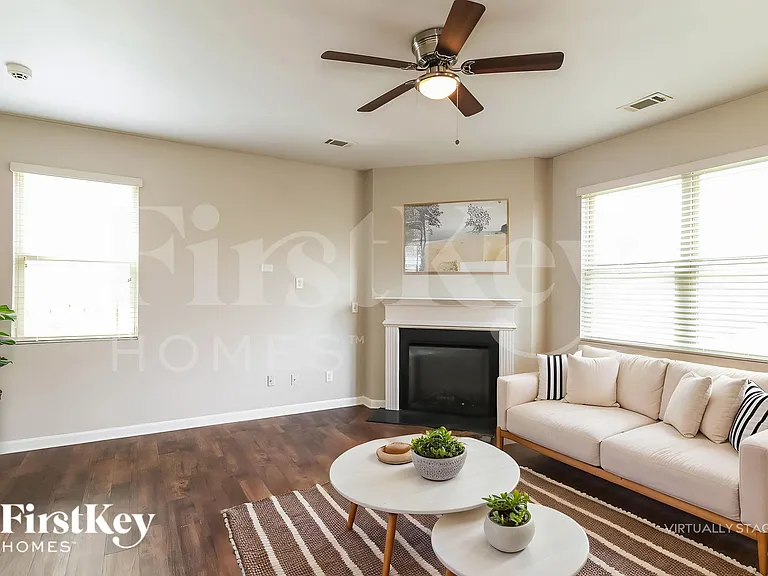 5519 Luther Ct — Photo 4